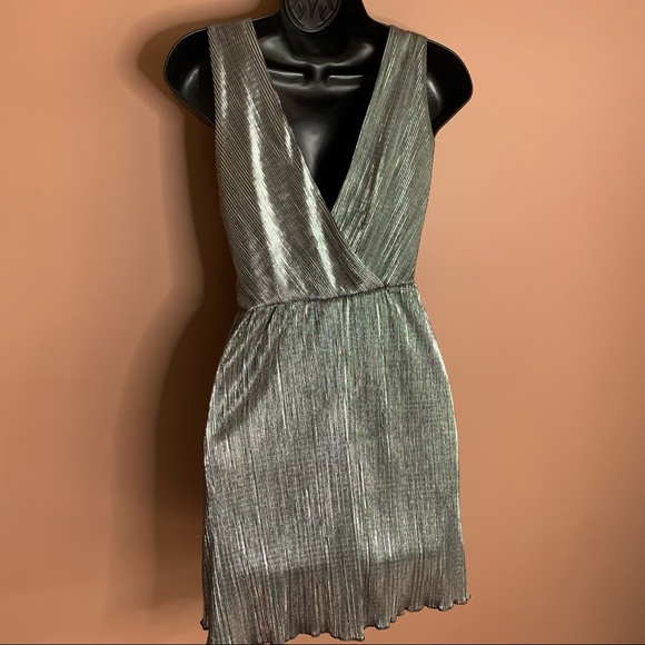 Forever 21 Metallic Dress - Picture 4 of 6